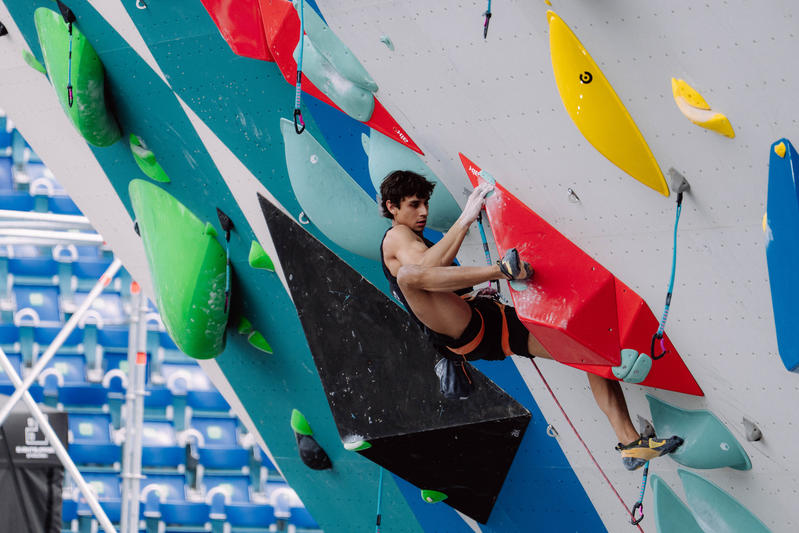 Muros de Resina y Magnesio: Crónica Exhaustiva del World Climbing Series Praga 2026